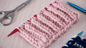 Strickbuch 'Bernd Kestlers Brioche' – Patentmuster In Runden Lernen Mit 24 Projekten | Stricksensei Anleitung