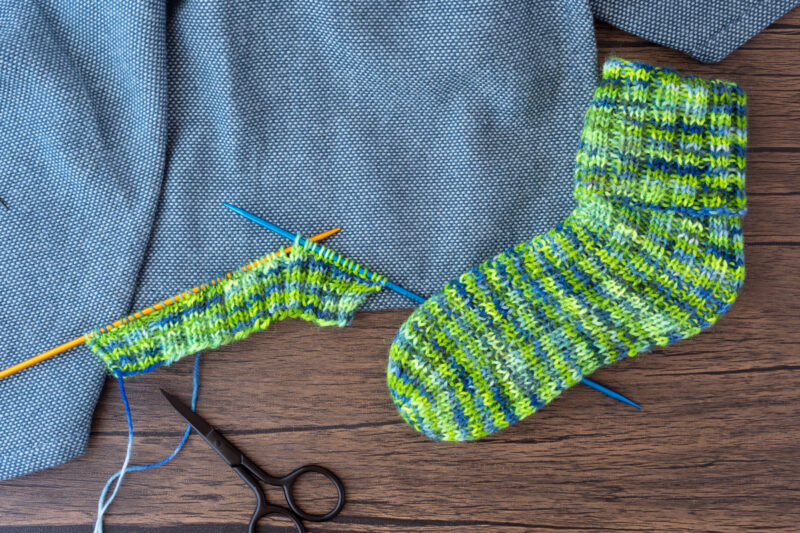 Socken mit 2 Nadeln stricken für Kinder Kostenlos!